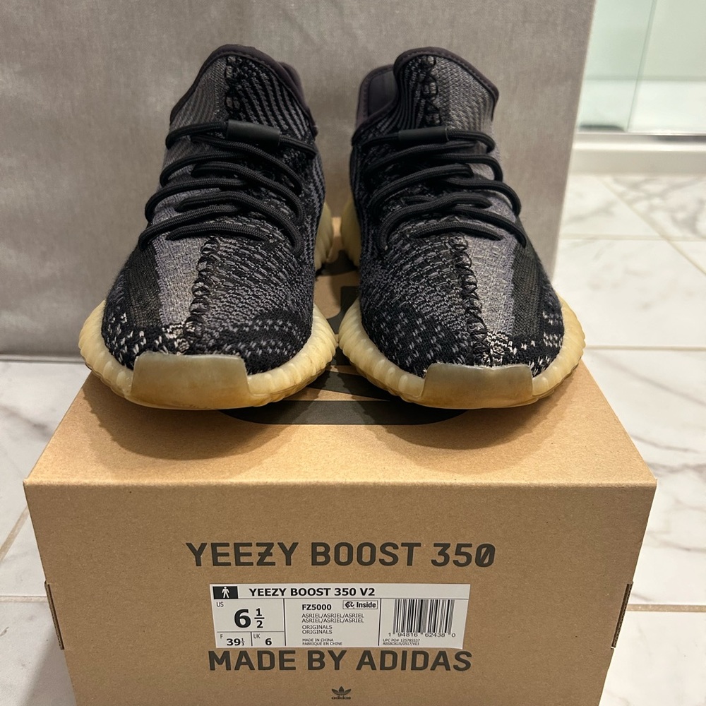 Yeezy with box